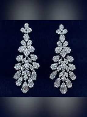 Swarovski Crystal Elements White Crystal Floral Dangle Statement Earrings Formal